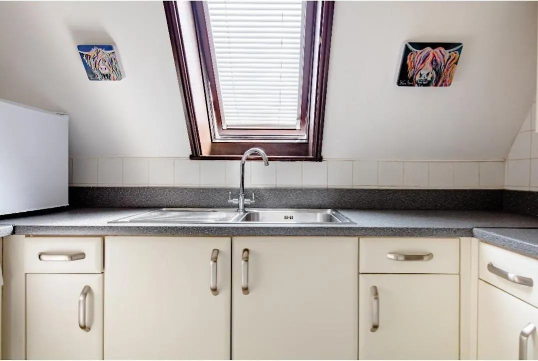 Spacious Room 2 Mins From Station London Guest house